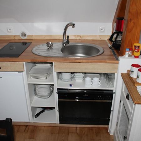 B&B Devalpierre Adult Only Glanville Exteriör bild