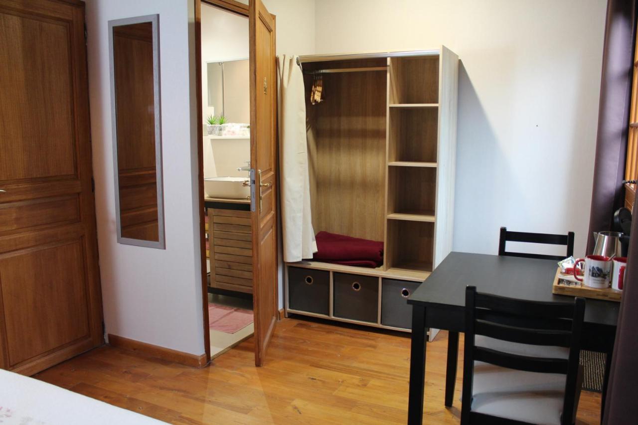 B&B Devalpierre Adult Only Glanville Exteriör bild