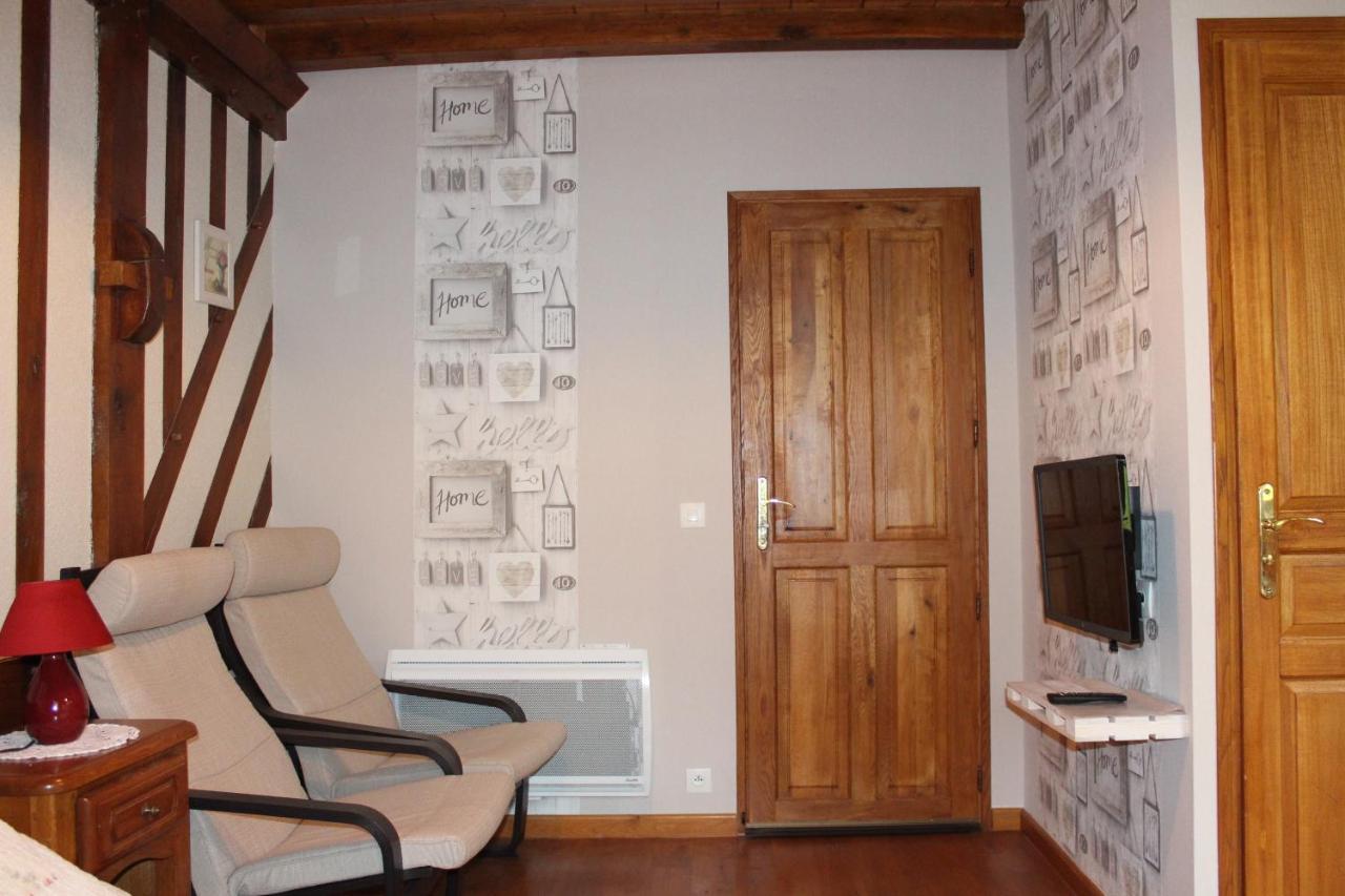 B&B Devalpierre Adult Only Glanville Exteriör bild