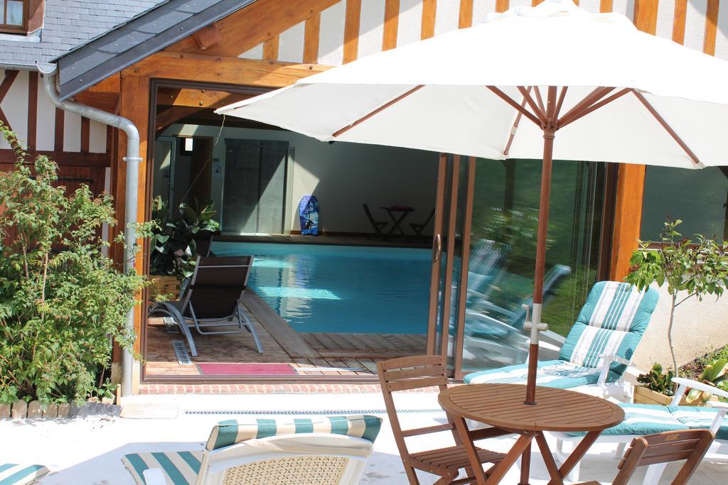 B&B Devalpierre Adult Only Glanville Exteriör bild