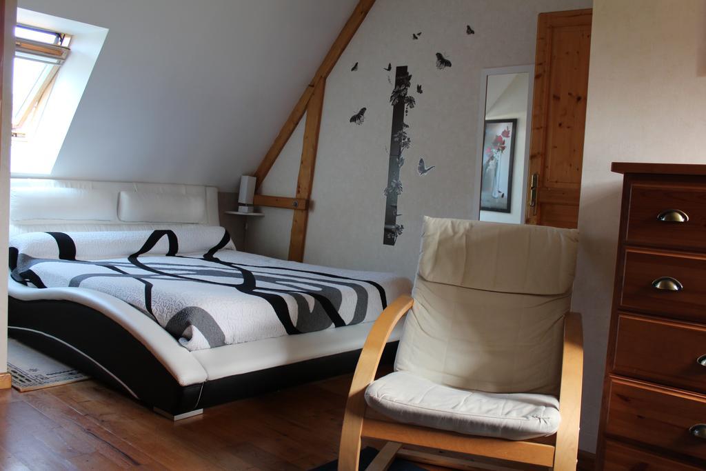 B&B Devalpierre Adult Only Glanville Exteriör bild