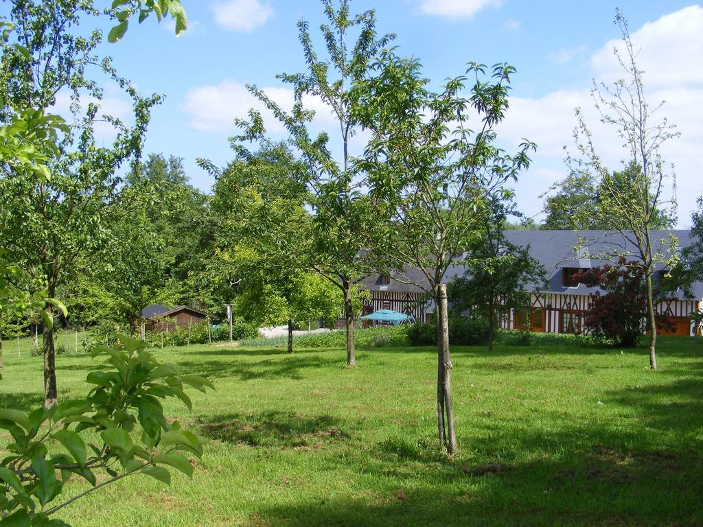 B&B Devalpierre Adult Only Glanville Exteriör bild