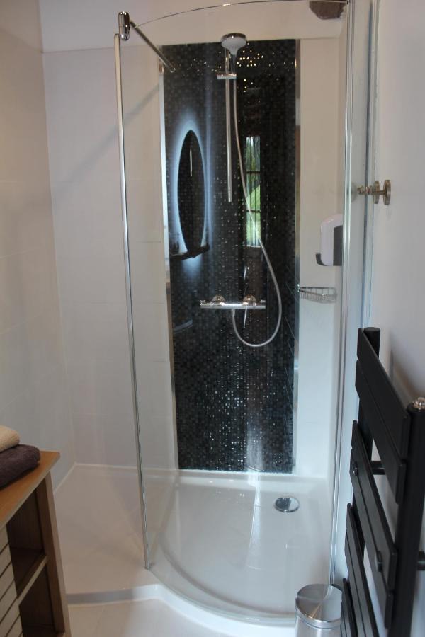 B&B Devalpierre Adult Only Glanville Exteriör bild