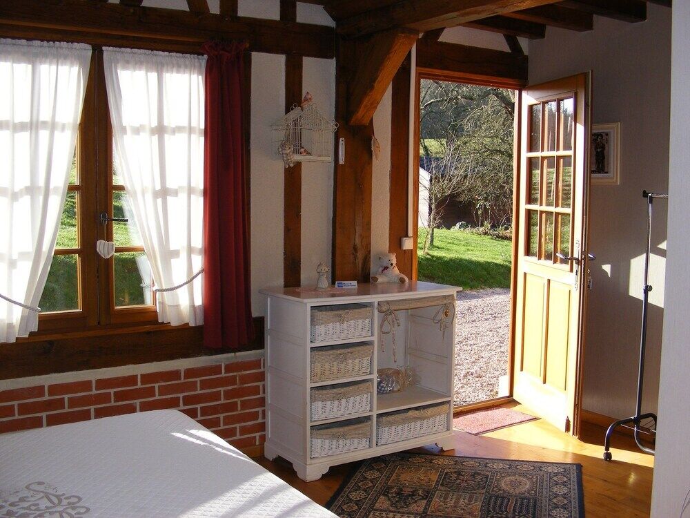 B&B Devalpierre Adult Only Glanville Exteriör bild